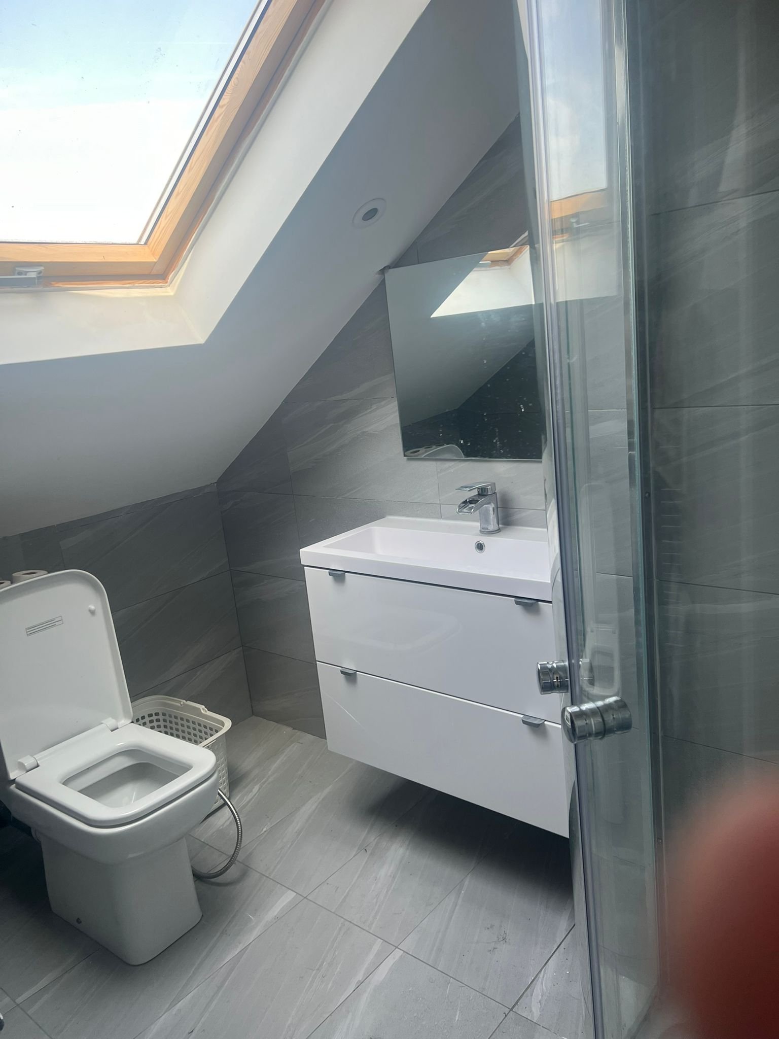 2 Loft rooms – Mitcham