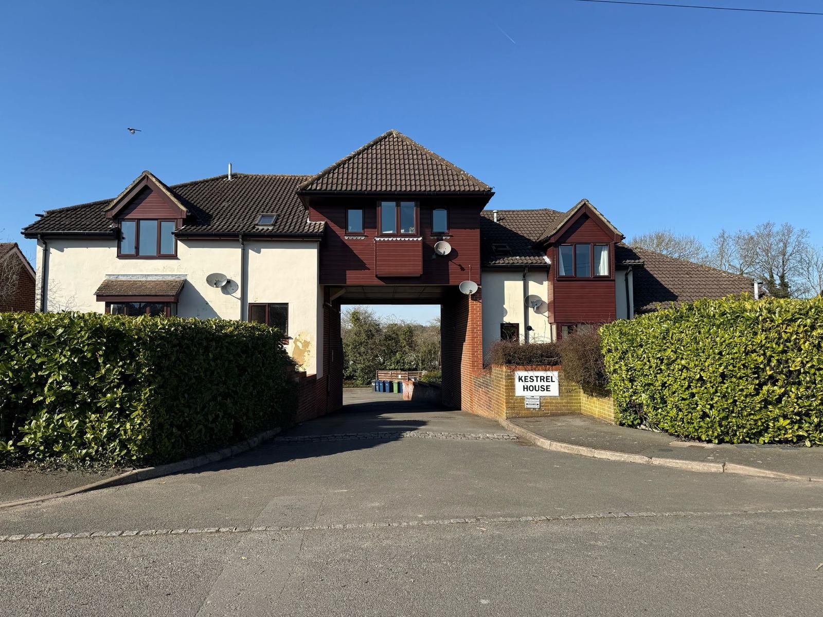 Luxury Ground Floor Flat for Rent – Weydon Lane, Farnham, Surrey