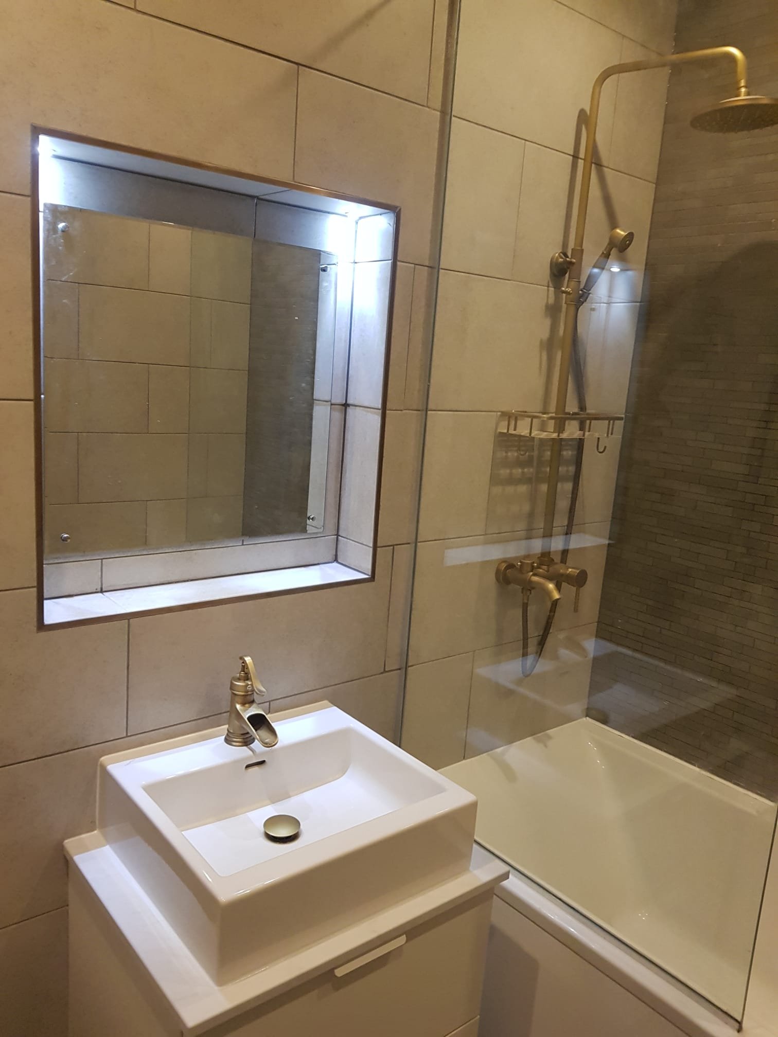 SARTAAJ CONSTRUCTIONS LTD