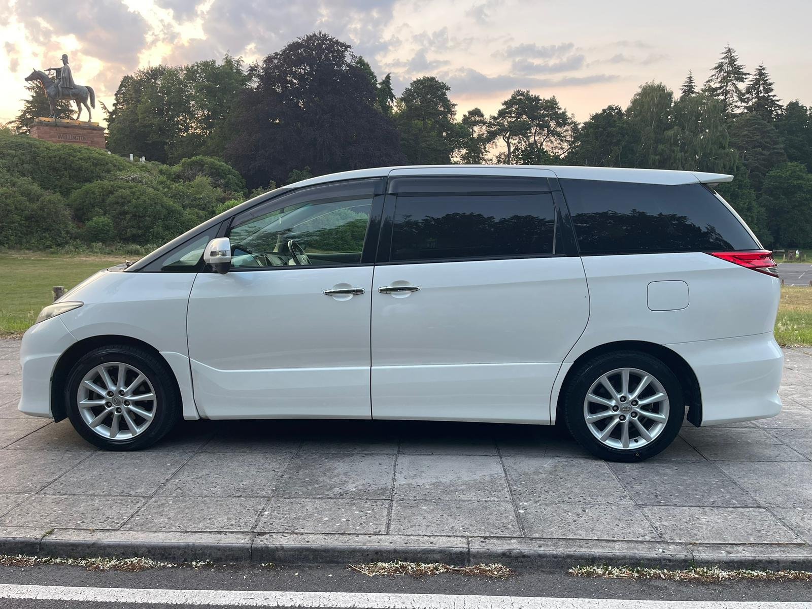 Toyota Estima 2.4l